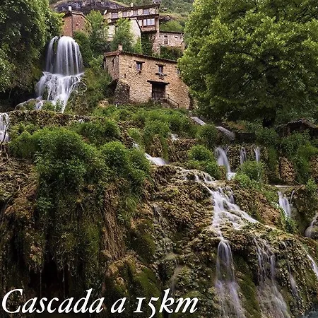 Hostal Sanpatiel Гостевой дом