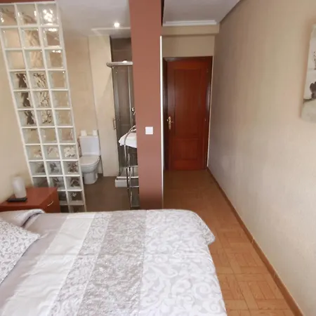 Гостевой дом Hostal Sanpatiel