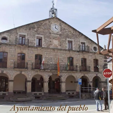 Hostal Sanpatiel