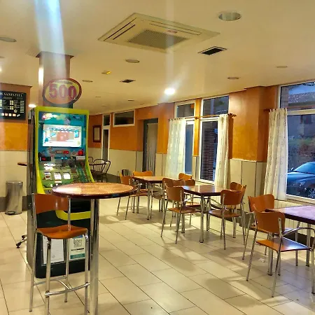 Гостевой дом Hostal Sanpatiel 2*